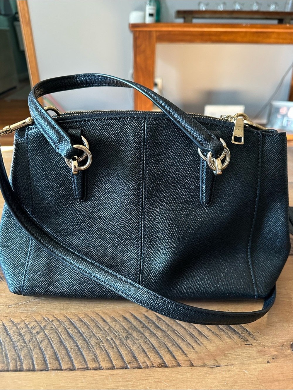 Coach Black Leather Shoulder Satchel with Gold Hardware - Picture 2 of 6
